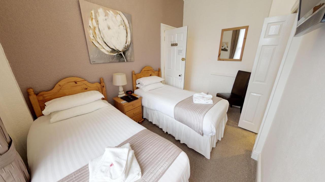 The Tudor Guest House Plymouth Esterno foto